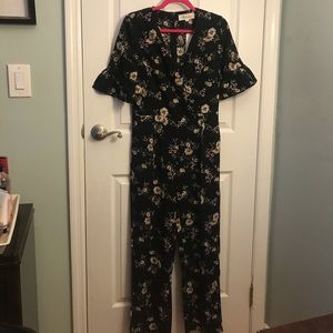 NEW Floral jumpsuit